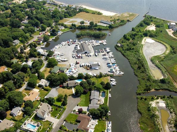 239 Bayview Avenue, East Patchogue NY 11772