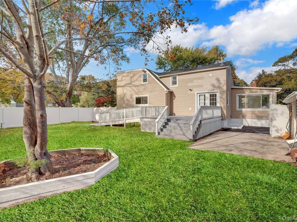 239 Bayview Avenue, East Patchogue NY 11772
