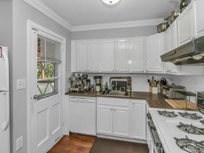 17 Linwood Place, Massapequa Park NY 11762