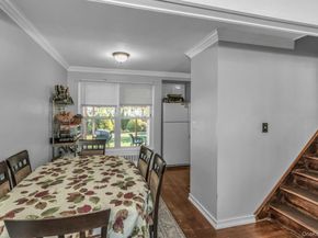 17 Linwood Place, Massapequa Park NY 11762