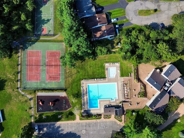 14 Chipmunk Trail, Coram NY 11727