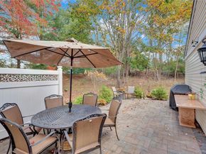 14 Chipmunk Trail, Coram NY 11727