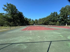 14 Chipmunk Trail, Coram NY 11727