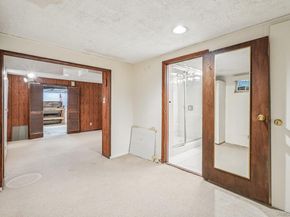 71 Dora Lane, New Rochelle NY 10804