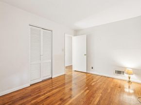 71 Dora Lane, New Rochelle NY 10804