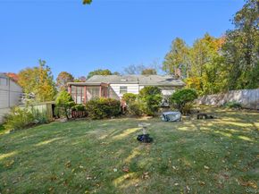 71 Dora Lane, New Rochelle NY 10804