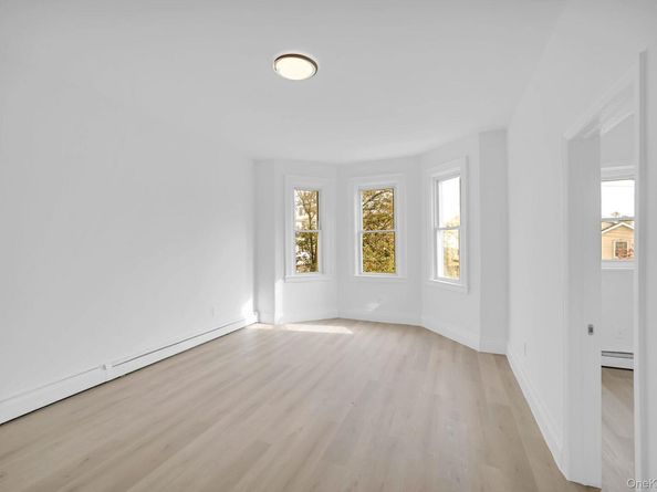 148 S 13th Avenue, Mount Vernon NY 10550