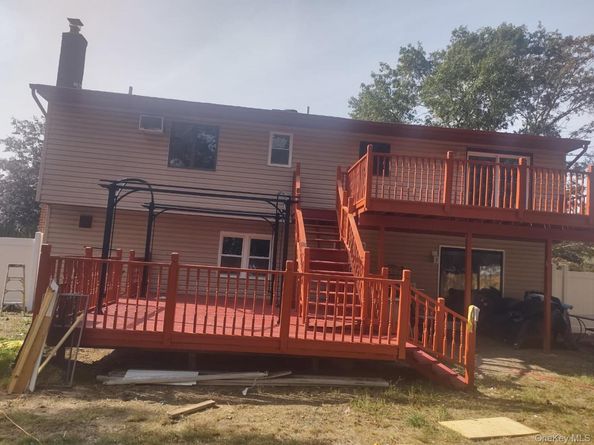 41 Woodbrook Drive, Ridge NY 11691