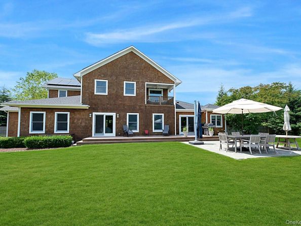 450 Sterling Woods Lane, Southold NY 11971