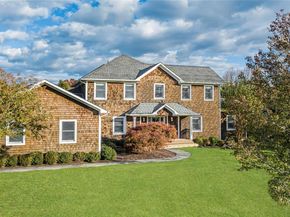 450 Sterling Woods Lane, Southold NY 11971