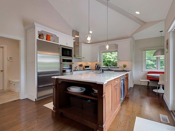 450 Sterling Woods Lane, Southold NY 11971