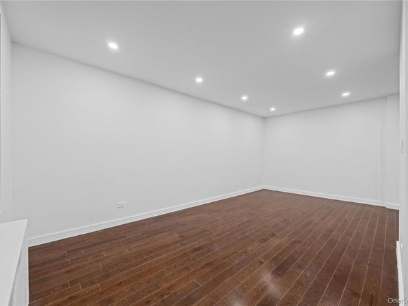 2630 Kingsbridge Terrace 5T, Bronx NY 10463