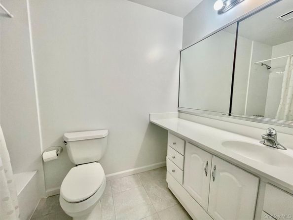 2555 Youngs Avenue 17D, Southold NY 11971