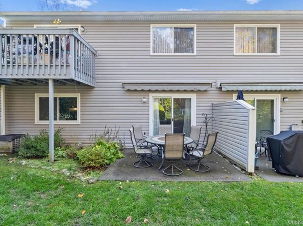 148 Flintlock Way D, Yorktown Heights NY 10598