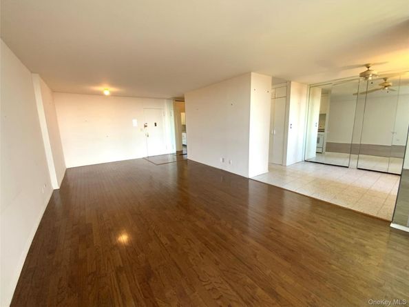 27010 Grand Central Parkway 22S, Floral Park NY 11005