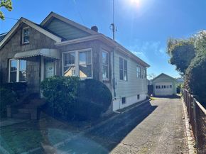 40 Lafayette Avenue, Westbury NY 11590