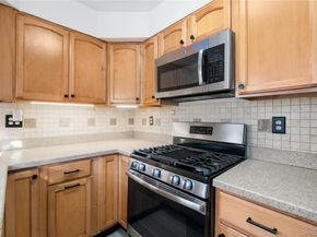 737 Tuckahoe Road 22, Yonkers NY 10710