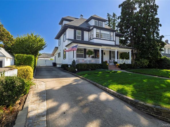 75 Hendrickson Avenue, Rockville Centre NY 11570