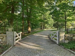 16 Whippoorwill Road, Armonk NY 10504