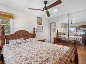 94 Phipps Lane, Plainview NY 11803