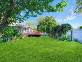 94 Phipps Lane, Plainview NY 11803
