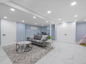 8 Barbara Lane, Jericho NY 11753