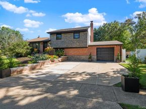 8 Barbara Lane, Jericho NY 11753