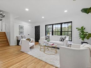8 Barbara Lane, Jericho NY 11753