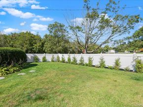 8 Barbara Lane, Jericho NY 11753