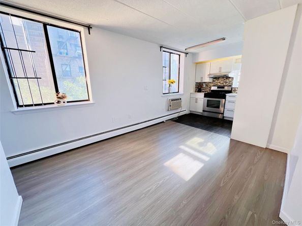 133-36 41st Road 6C, Flushing NY 11355