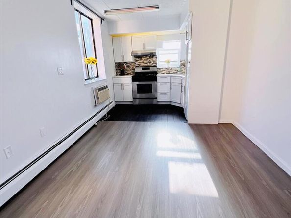 133-36 41st Road 6C, Flushing NY 11355