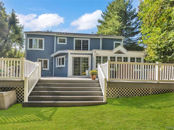 3154 Stoneleigh Court, Yorktown Heights NY 10598