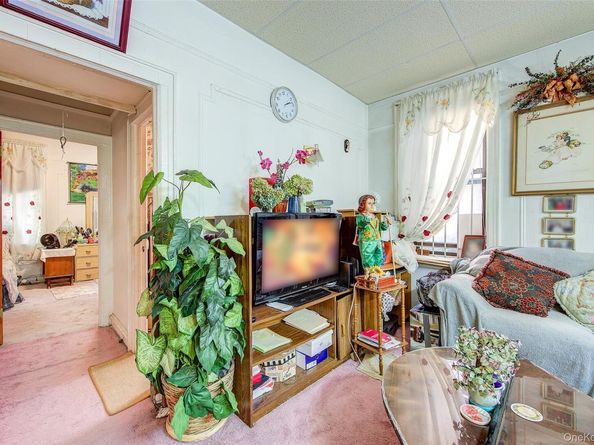 41-41 41 Street 1G, Sunnyside NY 11104