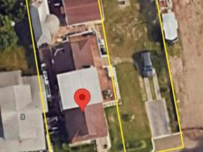 10 3rd Street, Rosedale NY 11422