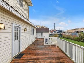 10 3rd Street, Rosedale NY 11422