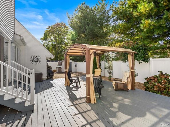 74 Joseph Place, Nesconset NY 11767