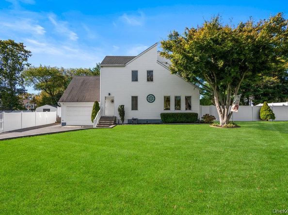 74 Joseph Place, Nesconset NY 11767