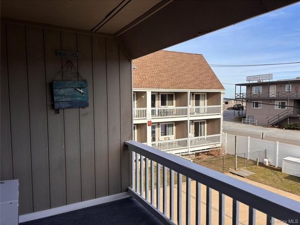 131 S Emerson Avenue 224, Montauk NY 11954