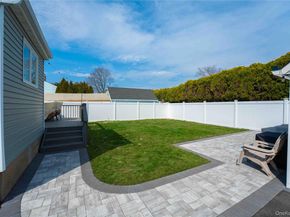2381 Yorktown Street, Oceanside NY 11572