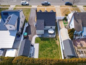 2381 Yorktown Street, Oceanside NY 11572