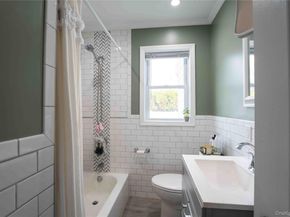 2381 Yorktown Street, Oceanside NY 11572