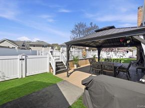 1600 Milburn Court, Wantagh NY 11793
