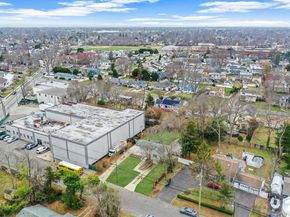 317 Centre Avenue, Lindenhurst NY 11757