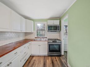 317 Centre Avenue, Lindenhurst NY 11757