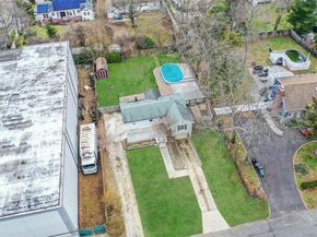 317 Centre Avenue, Lindenhurst NY 11757