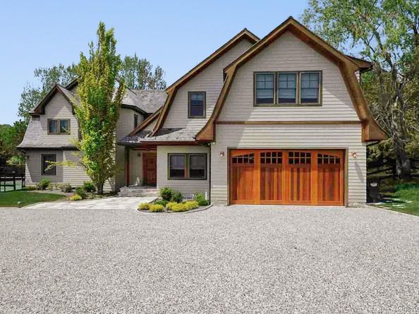 1366 Scuttle Hole Road, Water Mill NY 11976