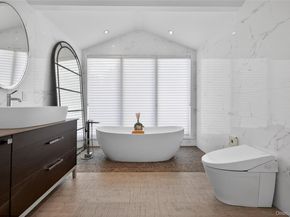 48 Westwood Court, Woodbury NY 11797