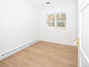 22 Peppermill Lane, Dix Hills NY 11746