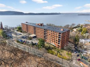 16 Rockledge 2MM2, Ossining NY 10562