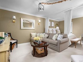 1 Bryant Crescent 2A, White Plains NY 10605